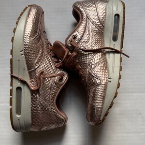 Women’s Air max 1 cut out Prm